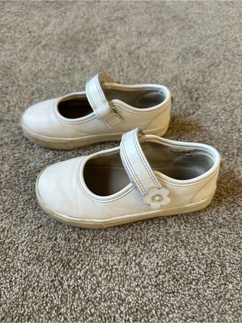 OshKosh B'gosh White Girls' Mary Jane Strap Shoes